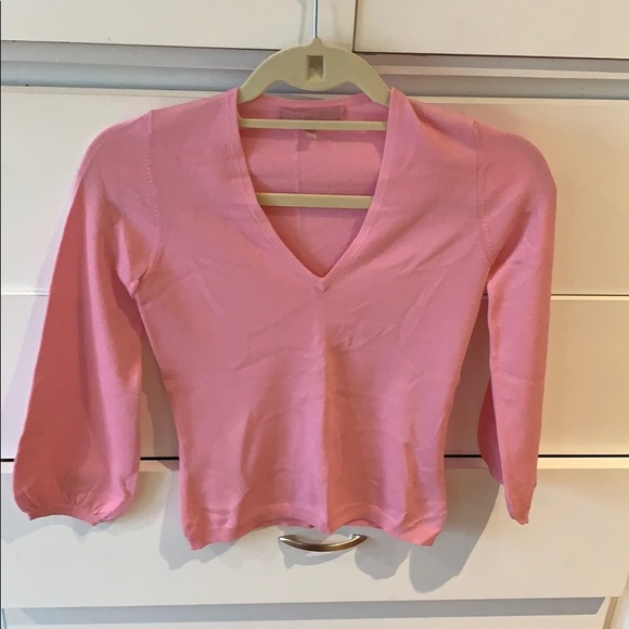 easel Sweaters - Pink v neck sweater, size XS